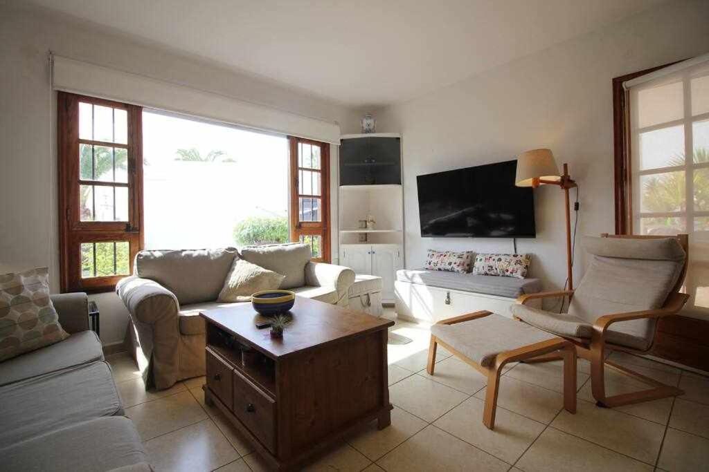 Apartament Casa Barbara En Playa Bastian Costa Teguise Zewnętrze zdjęcie